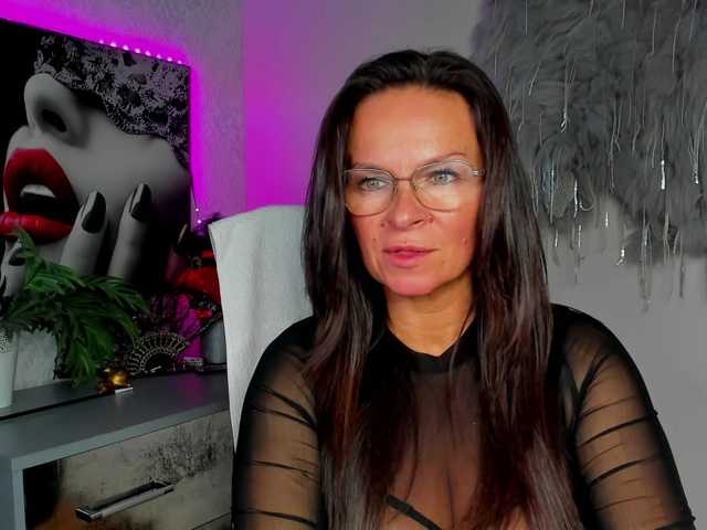 HelenSHOW1