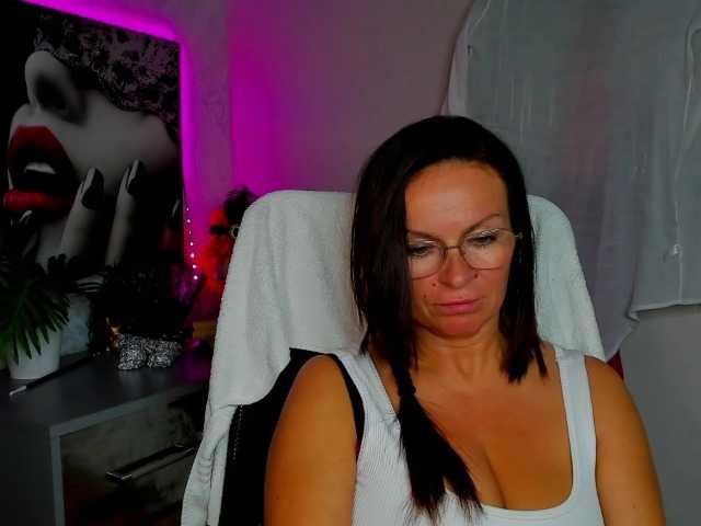 HelenSHOW1