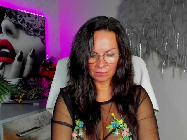 HelenSHOW1