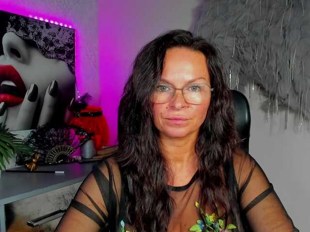 HelenSHOW1
