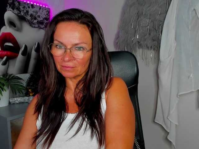 HelenSHOW1