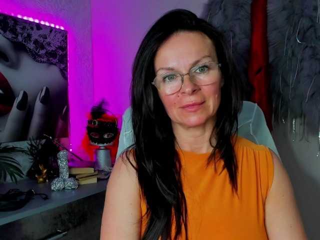 HelenSHOW1