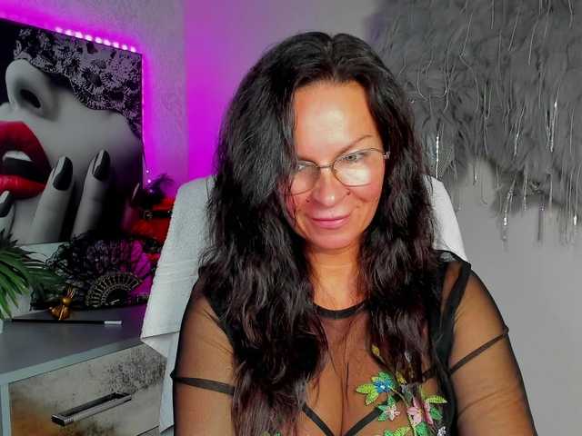 HelenSHOW1