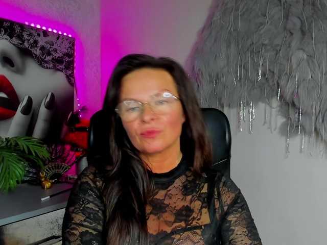 HelenSHOW1
