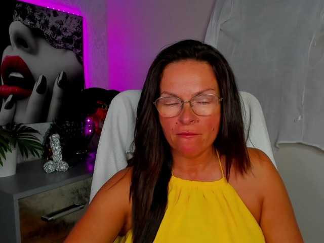 HelenSHOW1