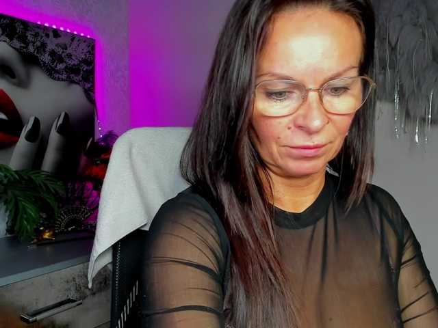 HelenSHOW1
