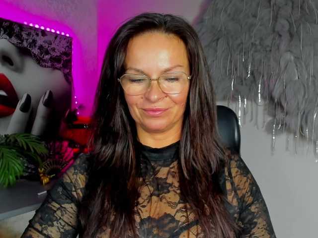 HelenSHOW1