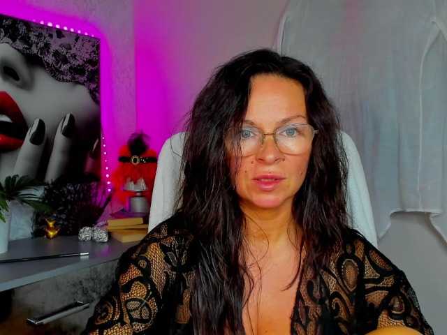 HelenSHOW1