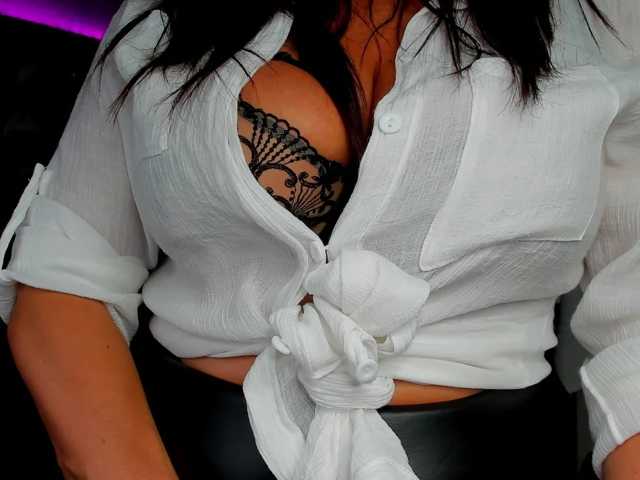 HelenSHOW1