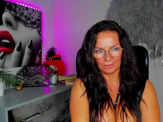 HelenSHOW1