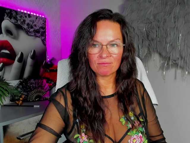 HelenSHOW1