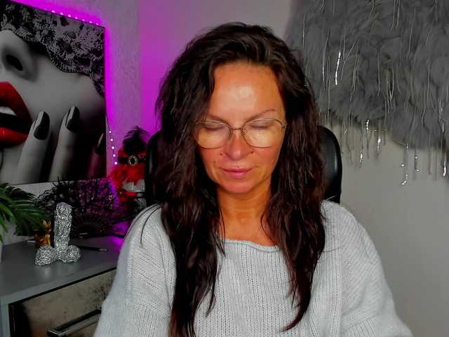 HelenSHOW1