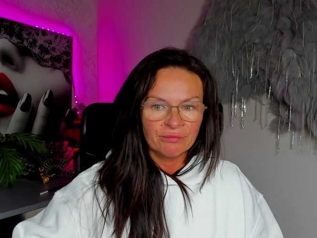 HelenSHOW1
