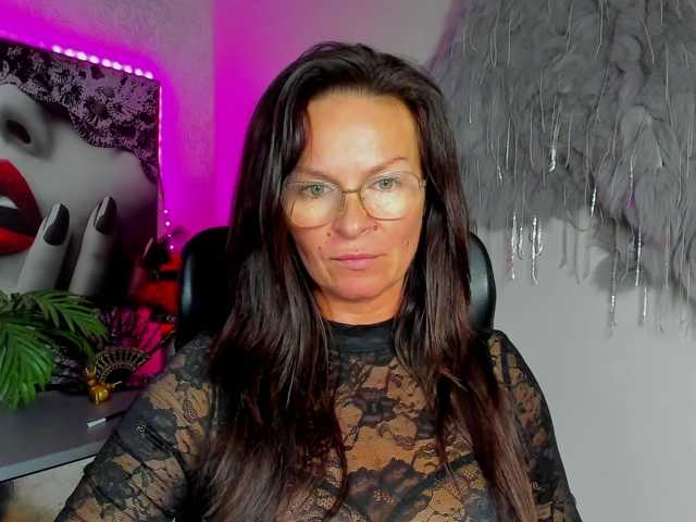 HelenSHOW1