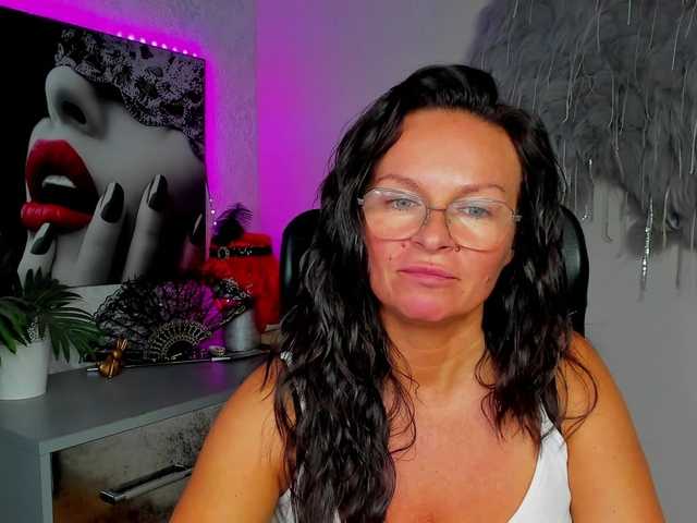 HelenSHOW1