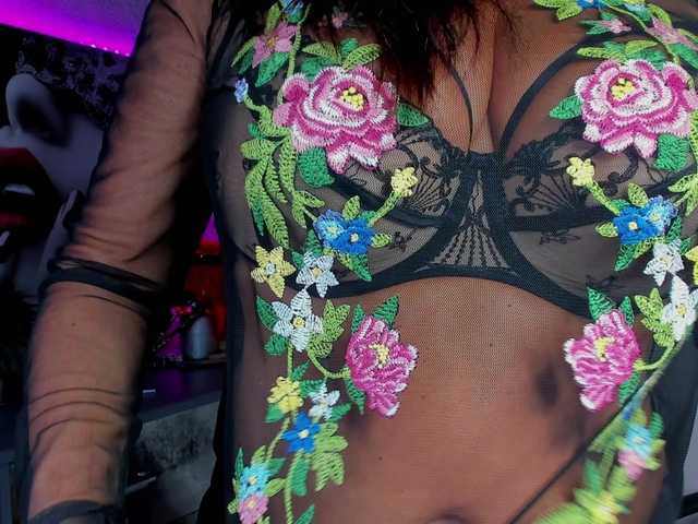 HelenSHOW1