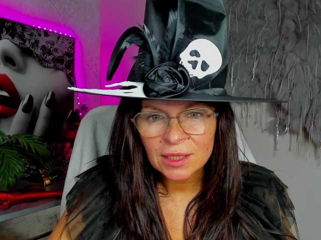 HelenSHOW1