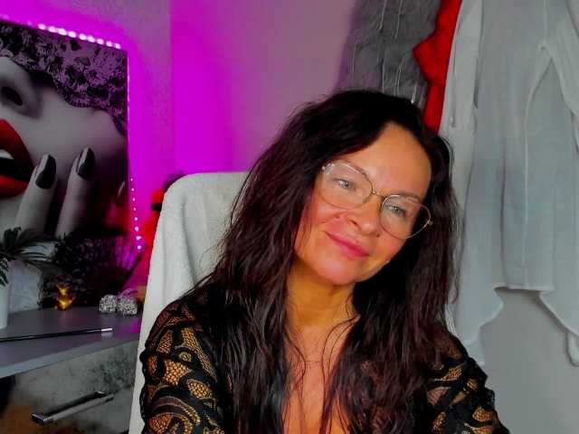 HelenSHOW1 live webcam show