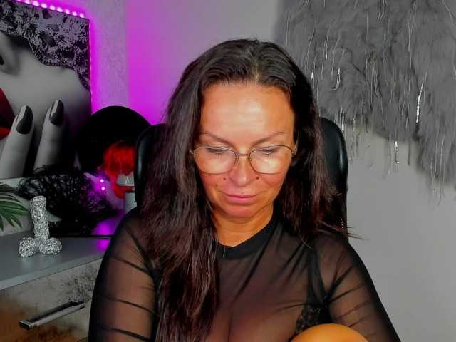 HelenSHOW1