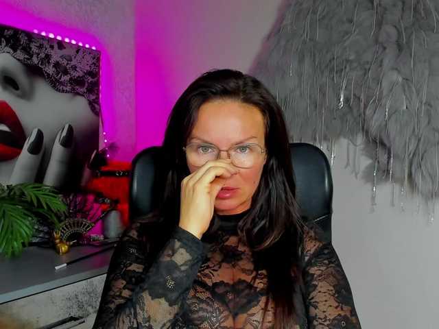 HelenSHOW1