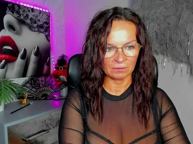 HelenSHOW1