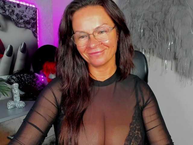 HelenSHOW1