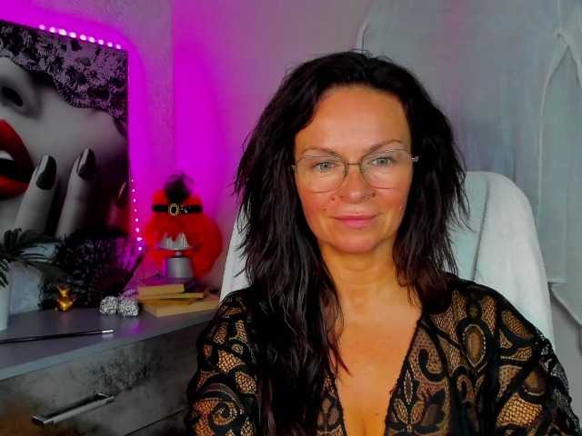 HelenSHOW1 live webcam show