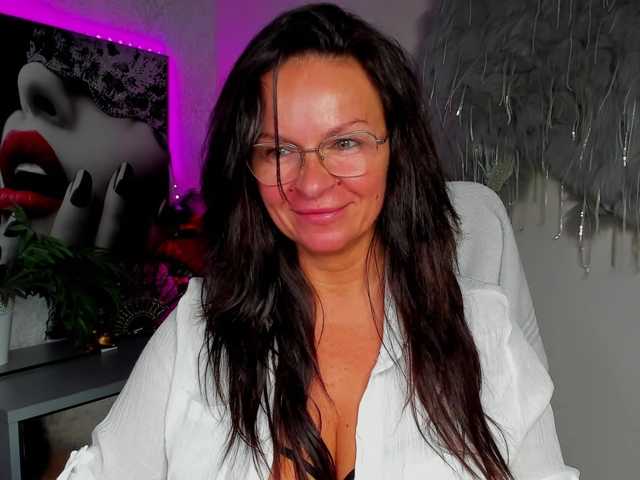 HelenSHOW1 live cam preview