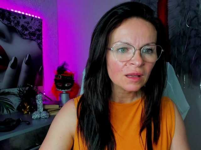 HelenSHOW1