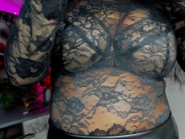 HelenSHOW1