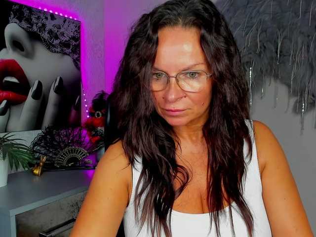HelenSHOW1