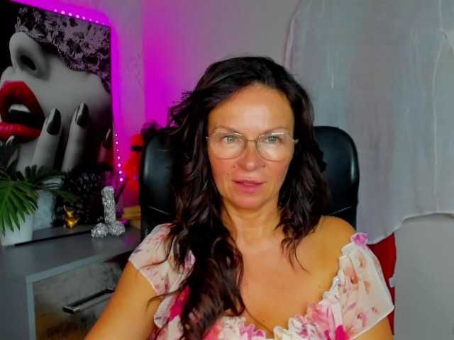 HelenSHOW1