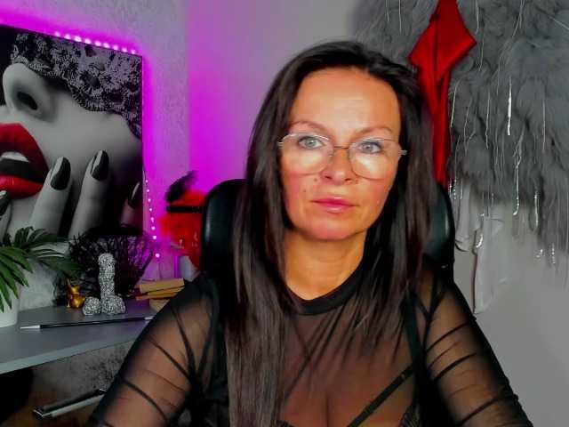 HelenSHOW1