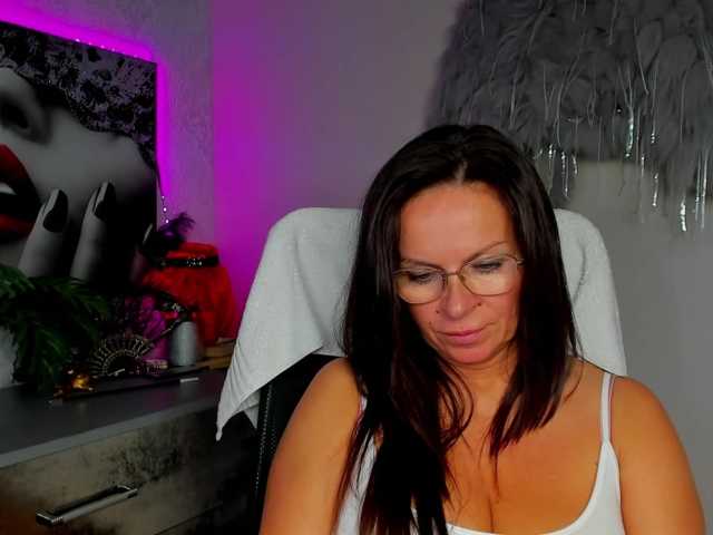 HelenSHOW1
