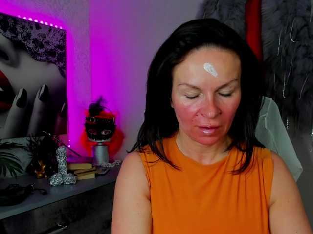 HelenSHOW1