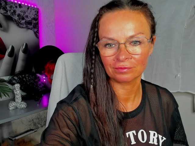 HelenSHOW1