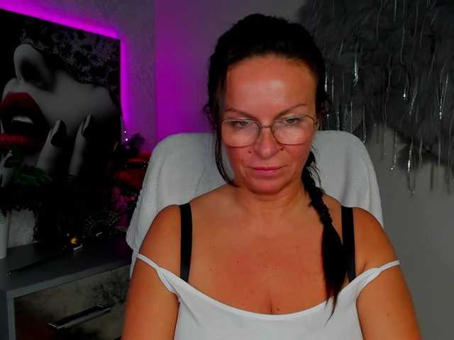 HelenSHOW1