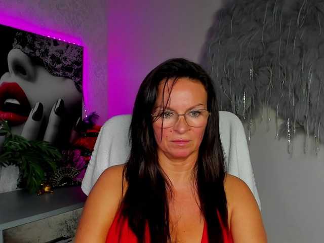 HelenSHOW1