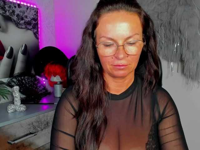 HelenSHOW1
