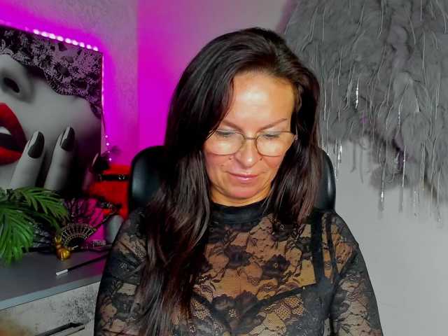 HelenSHOW1 live cam preview