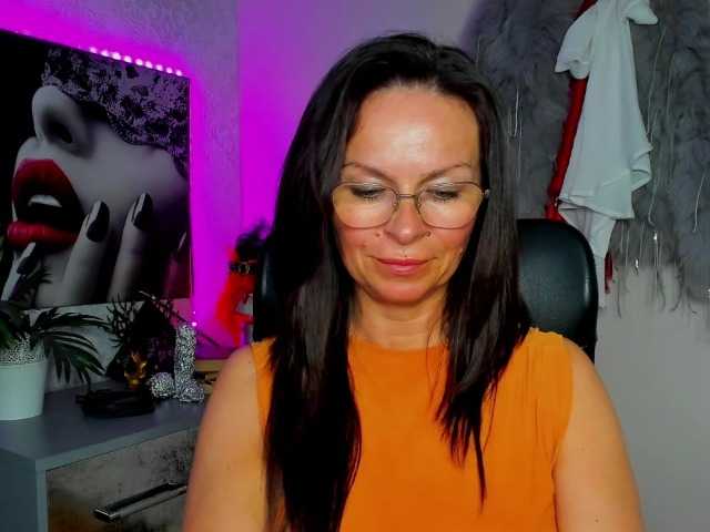 HelenSHOW1