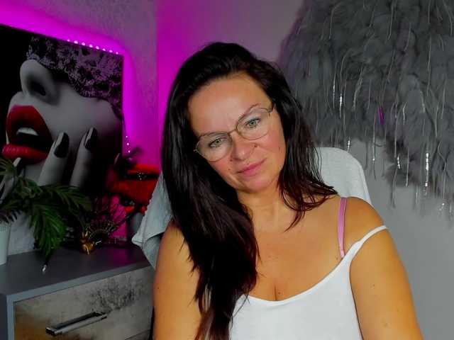 HelenSHOW1