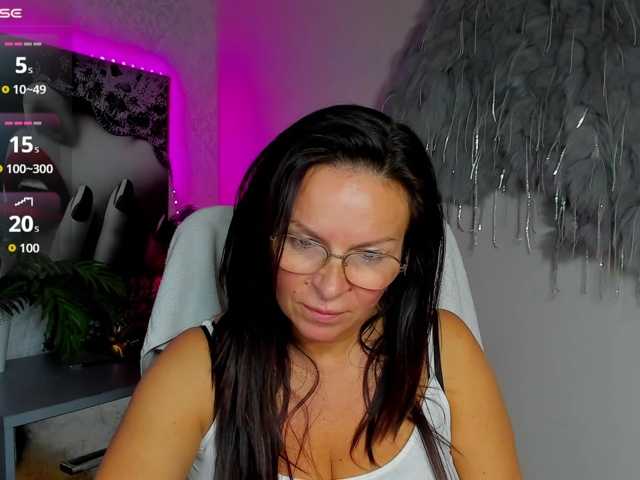 HelenSHOW1