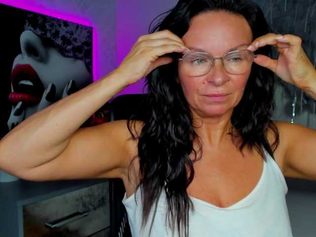 HelenSHOW1