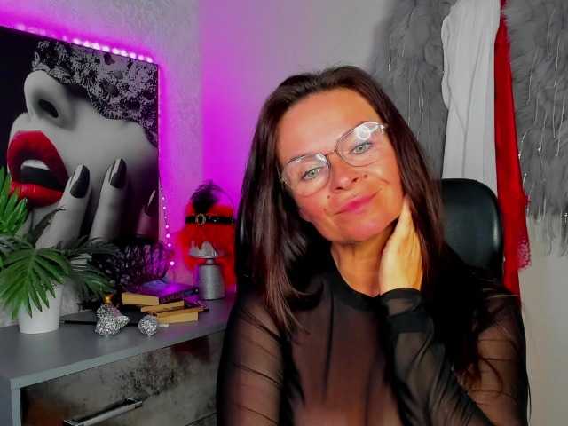HelenSHOW1