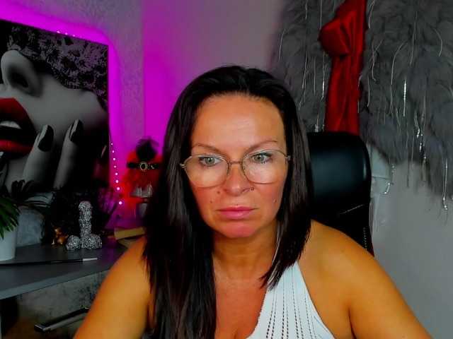 HelenSHOW1