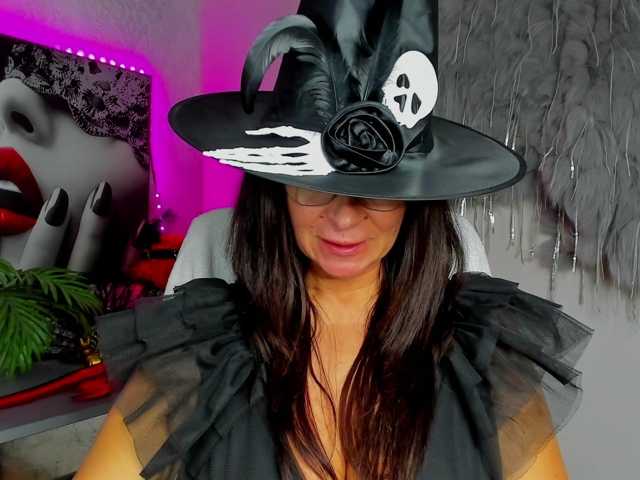 HelenSHOW1