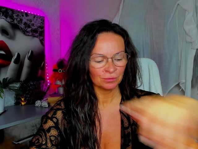 HelenSHOW1 live webcam show