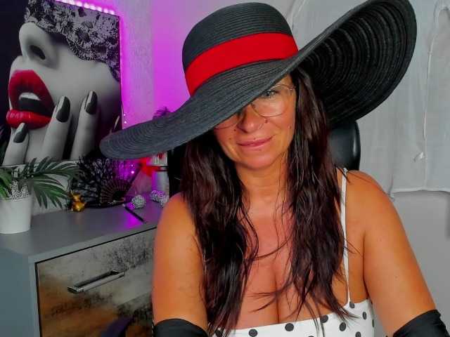 HelenSHOW1