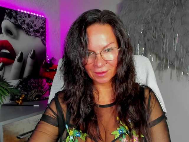 HelenSHOW1
